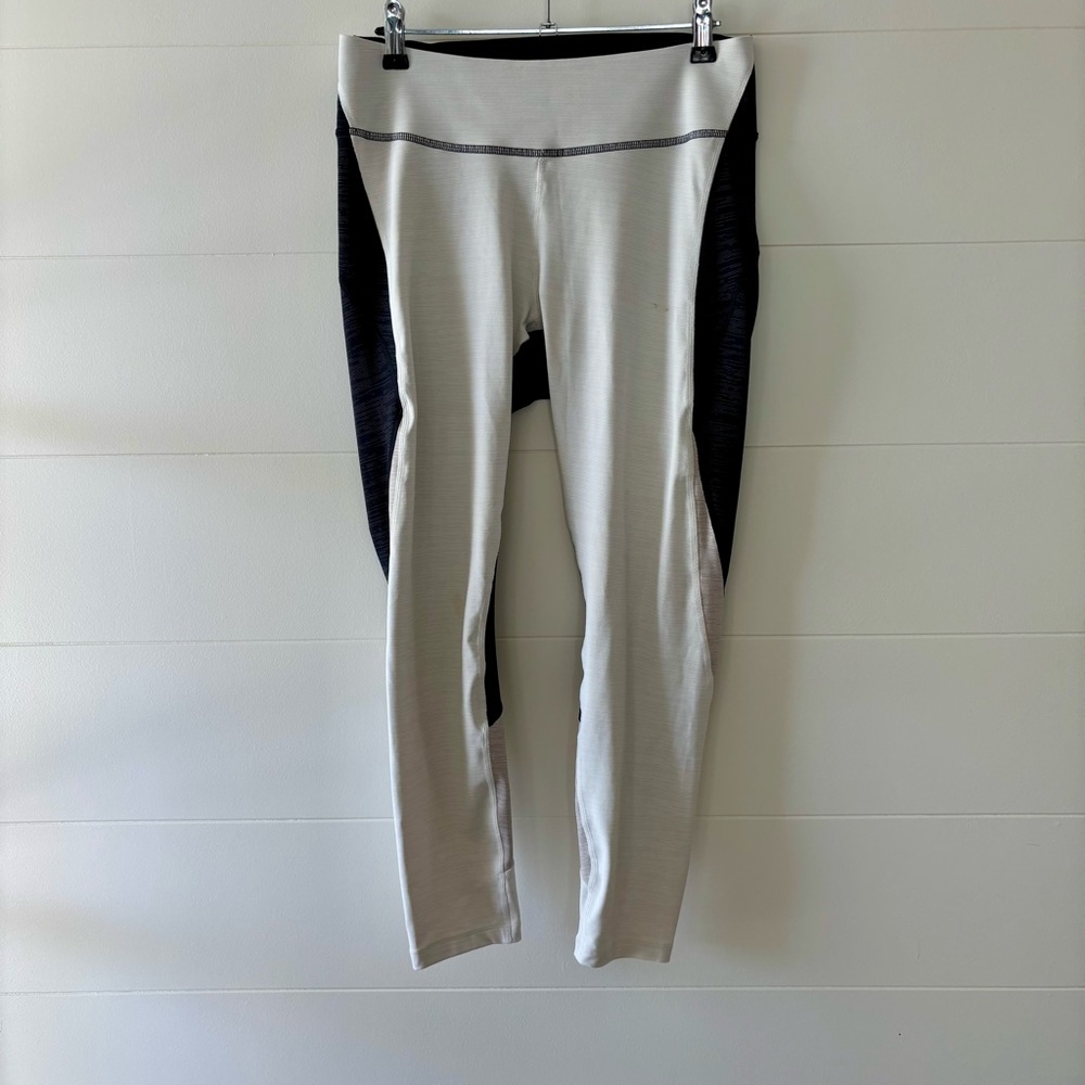 Outdoor Voices Colorblock 7/8 Leggings – Size L